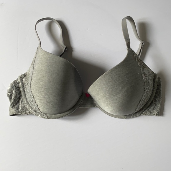 La Senza bra